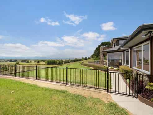 1237 Miranda Road, Miranda