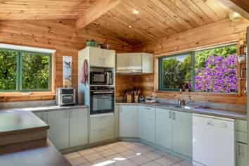 4 Bulls Road, Carters Beach