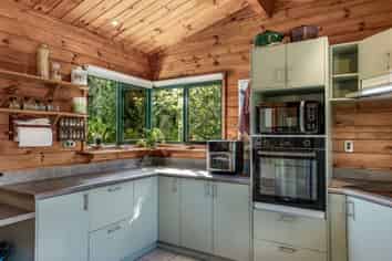 4 Bulls Road, Carters Beach