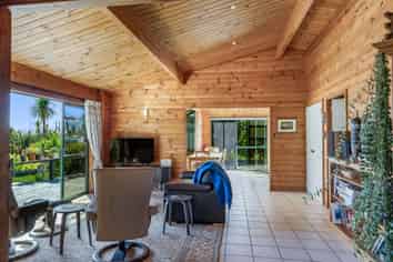 4 Bulls Road, Carters Beach