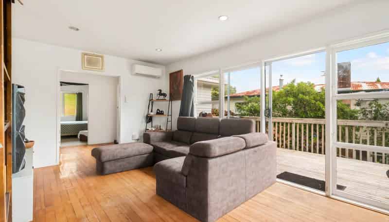 13 Vandeleur Avenue, Birkdale