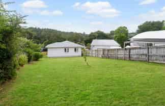 13 Vandeleur Avenue, Birkdale