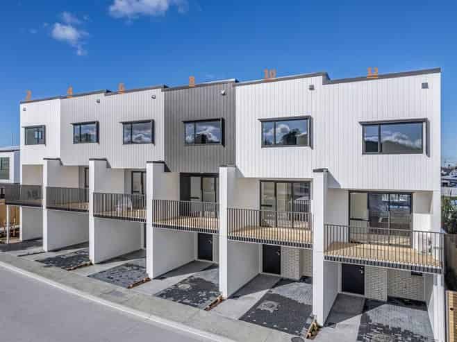 2 - 24/1 Kanapa Road, Albany