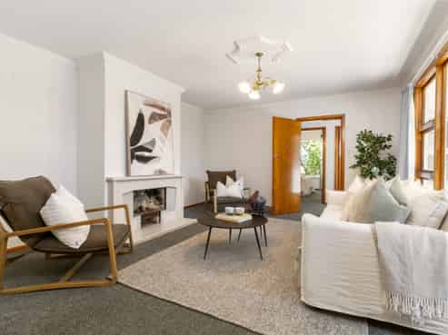 55 Woodbury Street, Russley