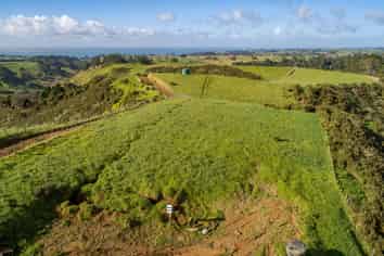 80 Grahams Beach Road, Manukau Heads