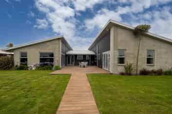  14 Torbay Avenue, Huntingdon