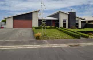  14 Torbay Avenue, Huntingdon