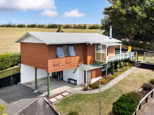 40A  Sergeant Road, Awhitu