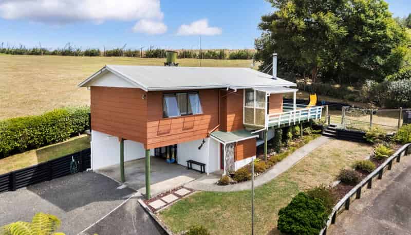 40A  Sergeant Road, Awhitu