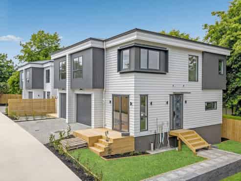 36B Whitford Road, Somerville