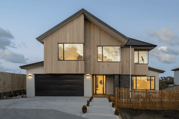 3 Taku Close, Long Bay