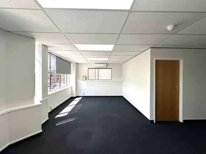 Te Heuheu Street - First Floor Offices