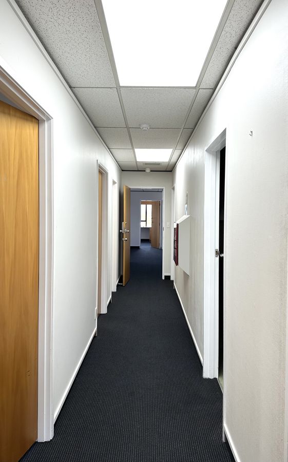 Te Heuheu Street - First Floor Offices - Mehr