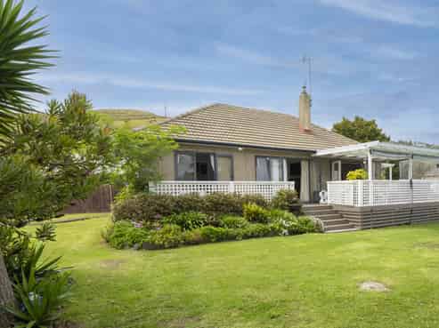 60 George Street, Hikurangi