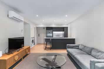 G04/69E Hall Avenue, Mangere