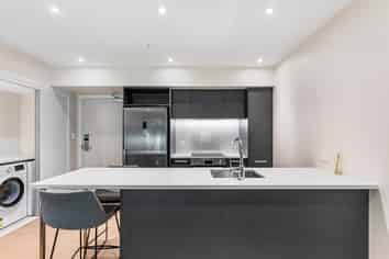 G04/69E Hall Avenue, Mangere