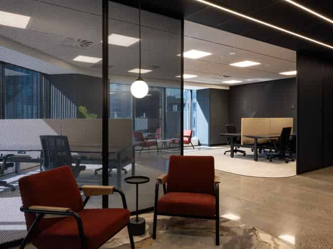 Exceptional Queen Street suite