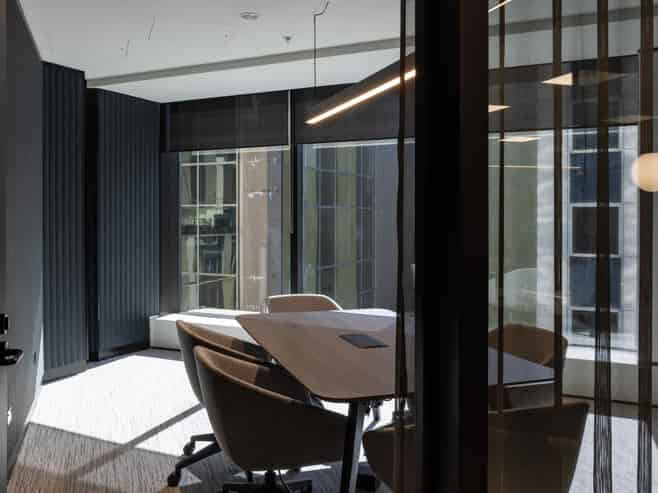 Exceptional Queen Street suite