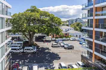 Level 4/10 Lion Place, Epsom