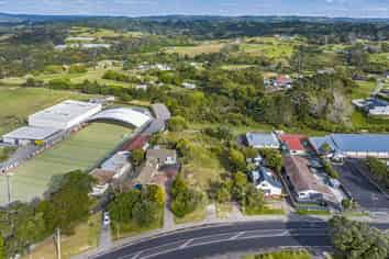 302-304 Don Buck Road, Massey