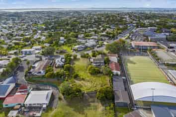 302-304 Don Buck Road, Massey
