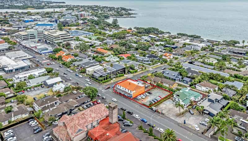 402 - 408 Lake Road, Takapuna