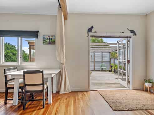140 Awaroa Road, Helensville