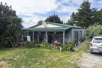 354 Spains Rd, Awanui