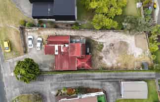 111 Sunset Road, Totara Vale