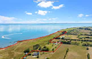 313 Seagrove Road, Waiau Pa