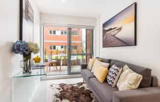 102/4 Wagener Place, Mount Albert