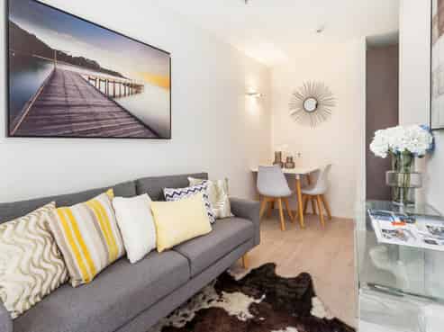 102/4 Wagener Place, Mount Albert