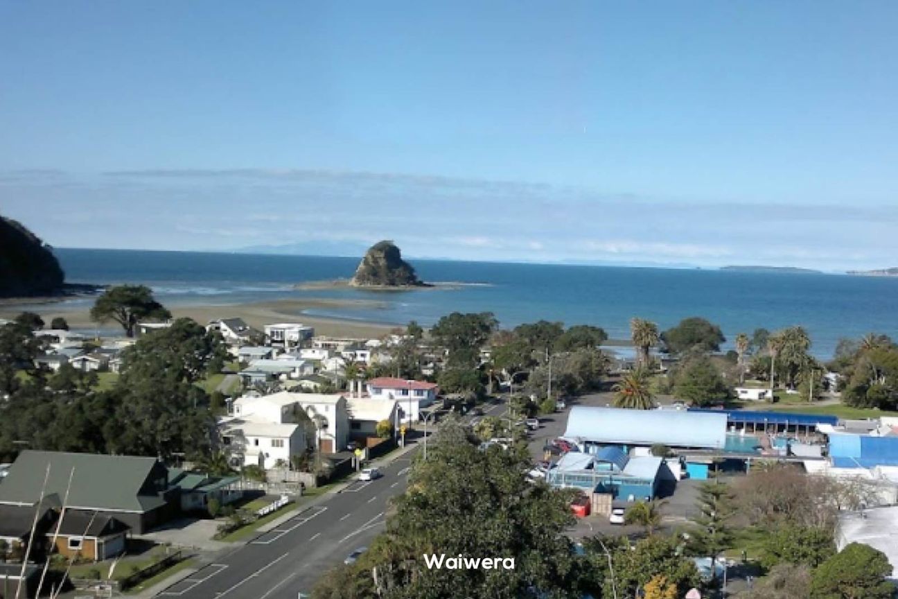 Unrivaled Coastal Gem - Ultimate Paradise Awaits - View 5