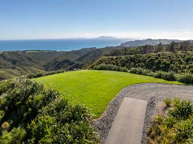 618 Cullen Road, Waipu