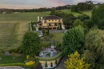 34 Brownhill Road, Whitford