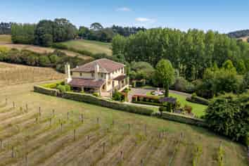 34 Brownhill Road, Whitford