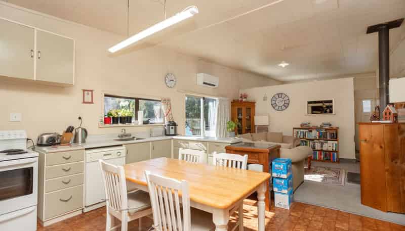 10818 Route 52, Pongaroa