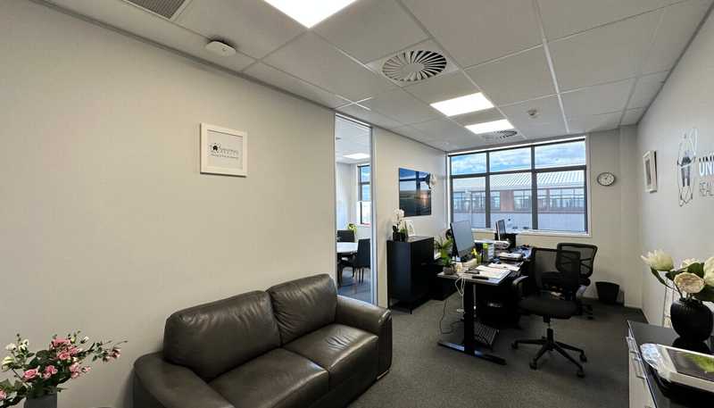 2/195 Universal Drive, Henderson