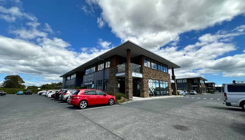 2/195 Universal Drive, Henderson