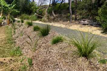 280 Aucks Road, Russell