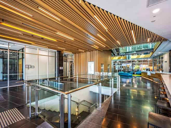 SUSTAINABLE DYNAMIC OFFICE
