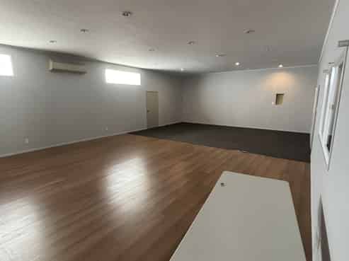Commercial warehouse for lease