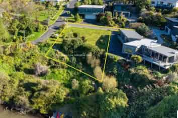 7 Cove Street, ROSENEATH