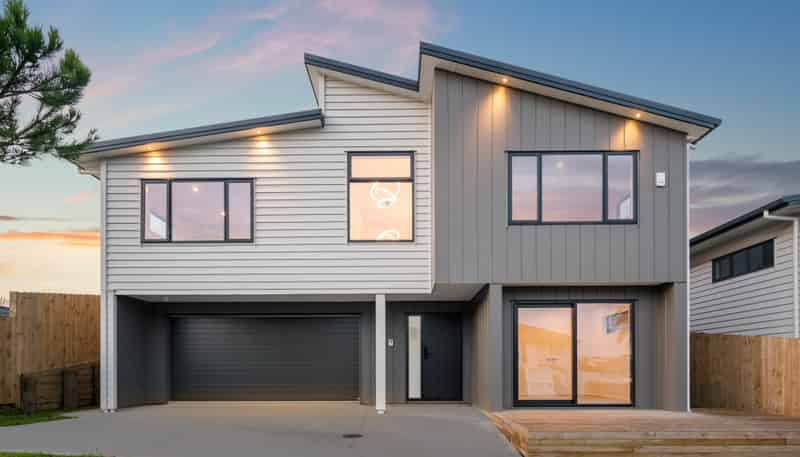 33 Pinecrest Drive, Gulf Harbour