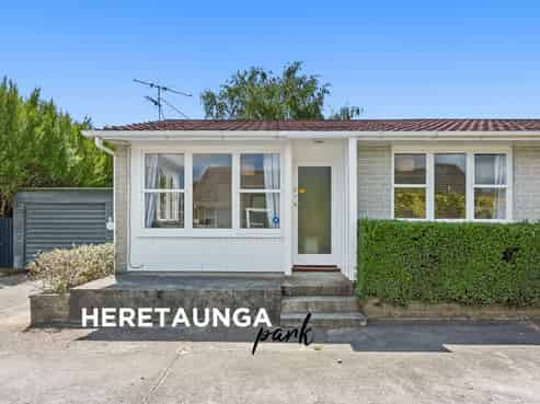 15 Parera Grove, Heretaunga