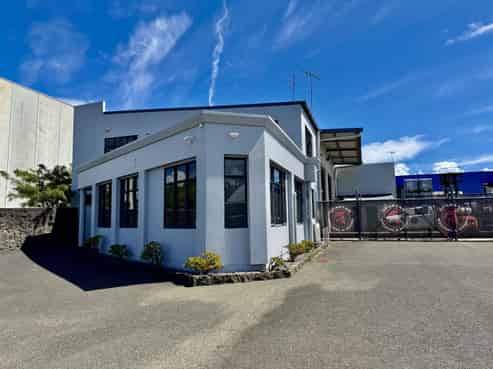 Short-term/ flexi options available - Silverdale