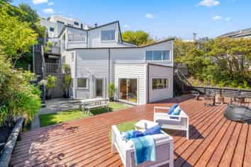 9 Inverell Way, Seatoun