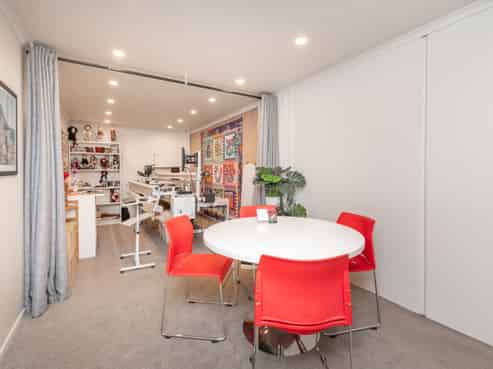 Affordable Mount office/warehouse