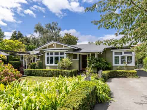 512 Market Street South, Hastings