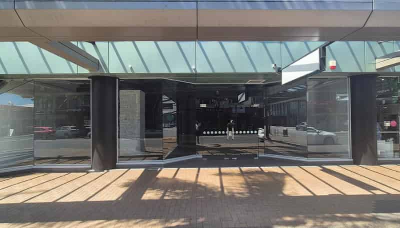 Shop 2/1-7 The Strand, Takapuna